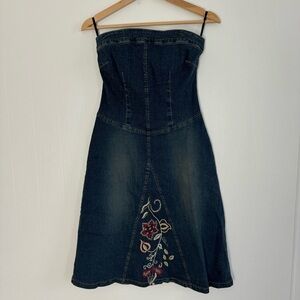 Y2K Hot Kiss strapless denim dress